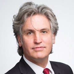 Alexander Brabant, Associé, DLA Piper