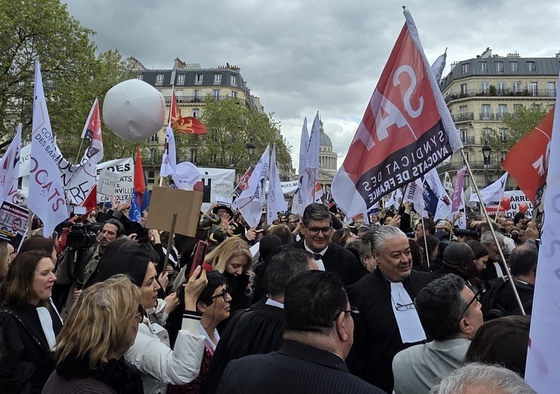 rassembelementavocats1 avril26